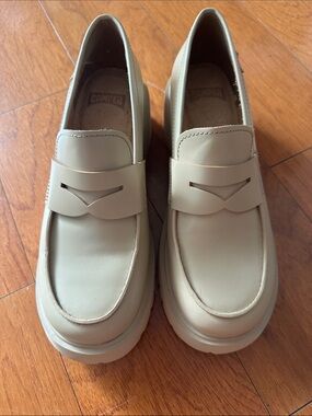 Camper Women’s Light Beige Penny Loafers
